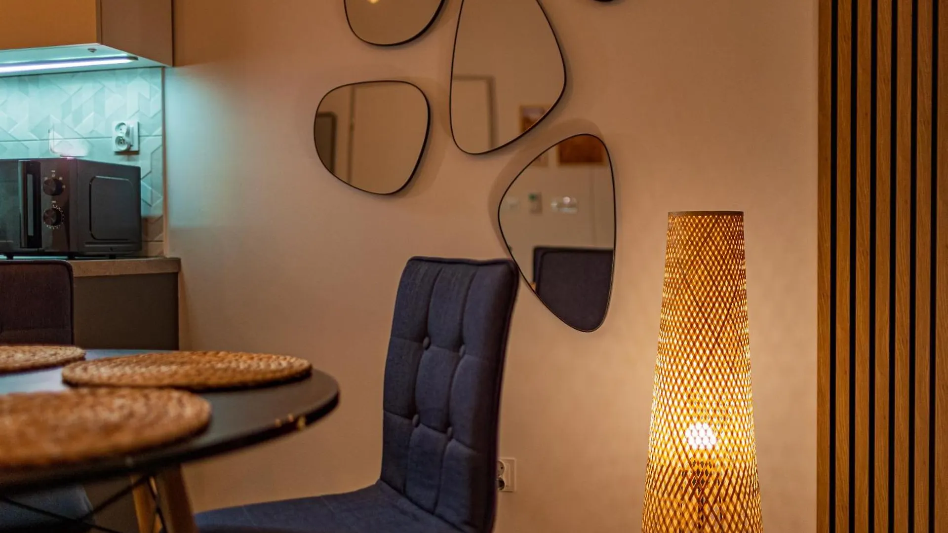 Rentplanet - Apartament Bema Wrocław Lägenhet